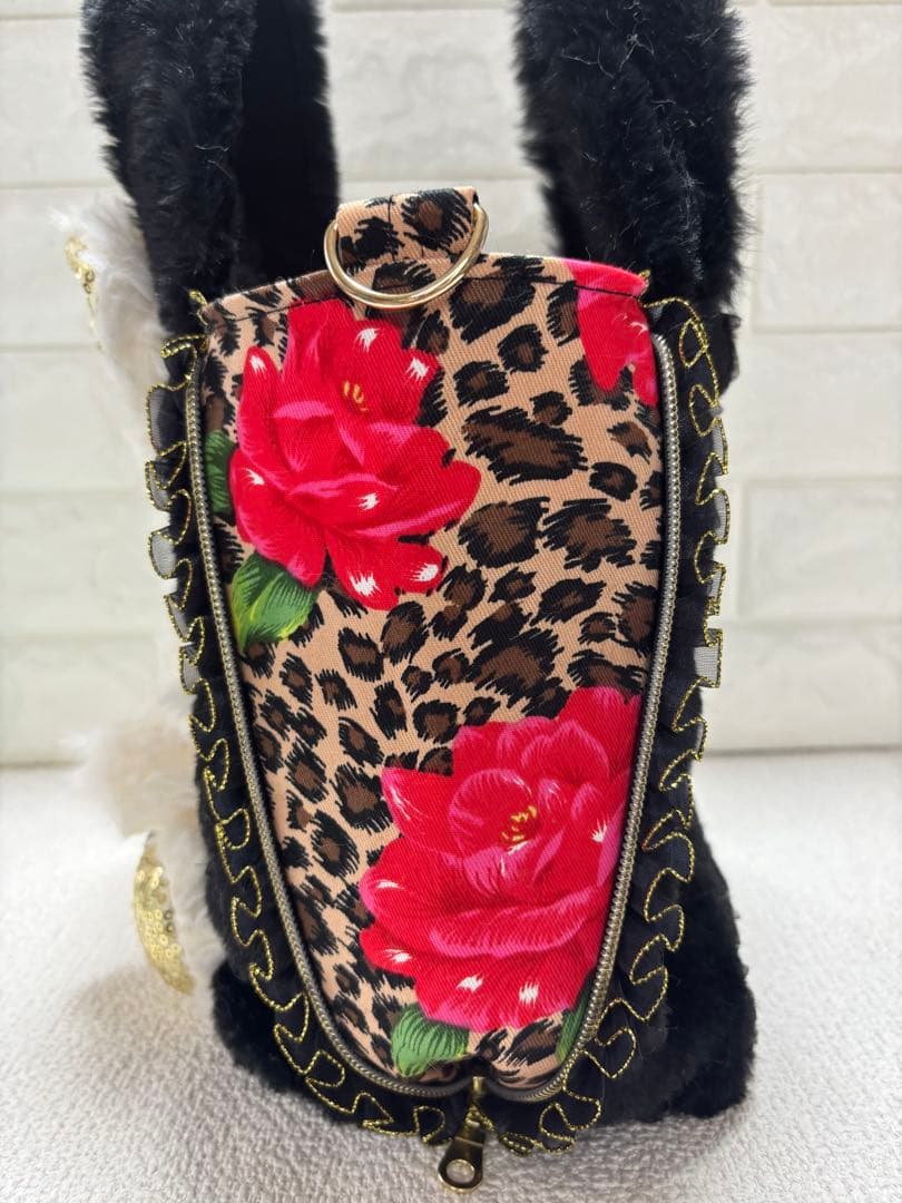 黒*こ様 コヤンイサムチョン　サイドファスナーバッグ　白うさぎちゃん　ヒョウ柄