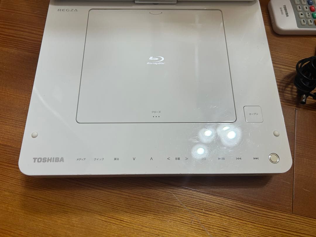 東芝 SD-BP900S ポータブルBlu-rayプレーヤー