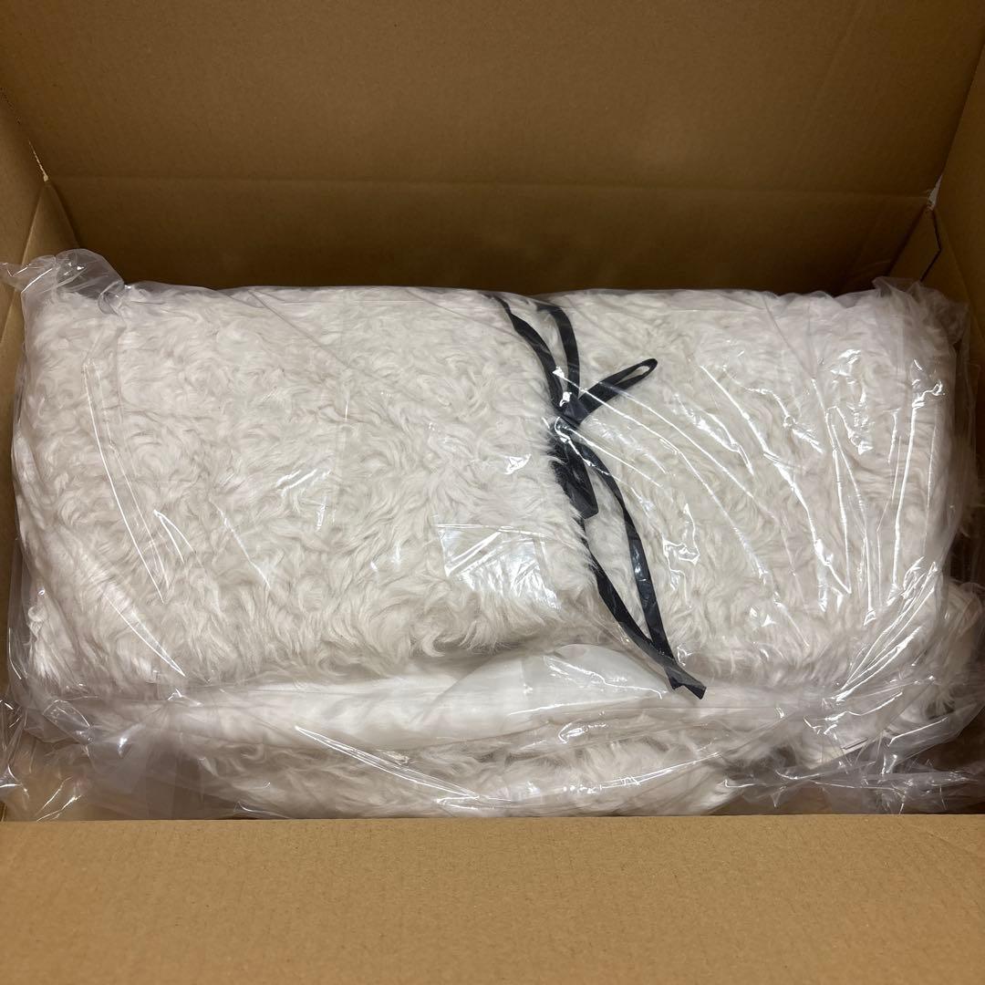 アプレジュール リボンシャギーブルゾン ホワイト Fサイズ