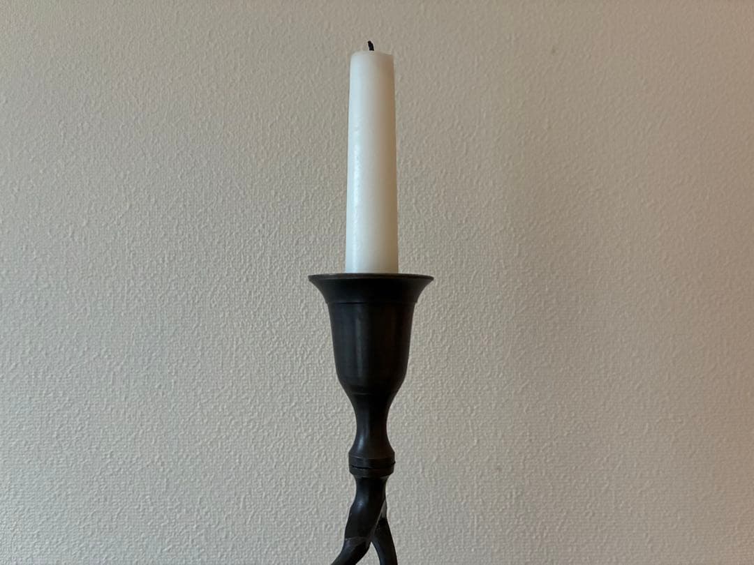 イギリスアンティーク　ツイストデザイン キャンドルスタンド