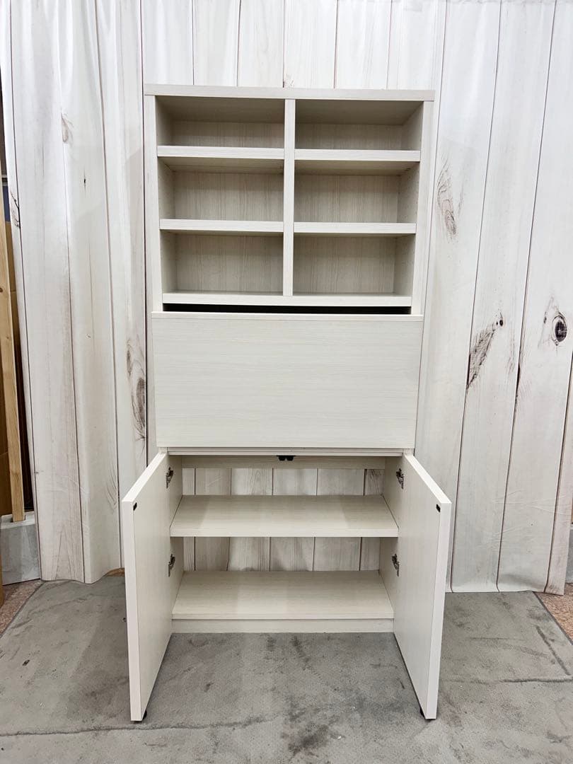 ライティングビューロー　デスク　多収納②