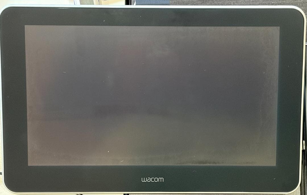 Wacom One DTC133 液晶ペンタブレット本体とペン