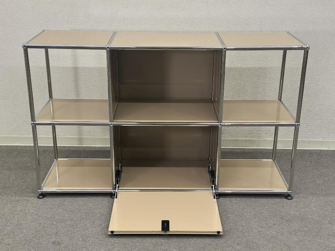 正規品ほぼ未使用品■USMハラー■キャビネットシェルフ　3列2段　ベージュ　鍵無