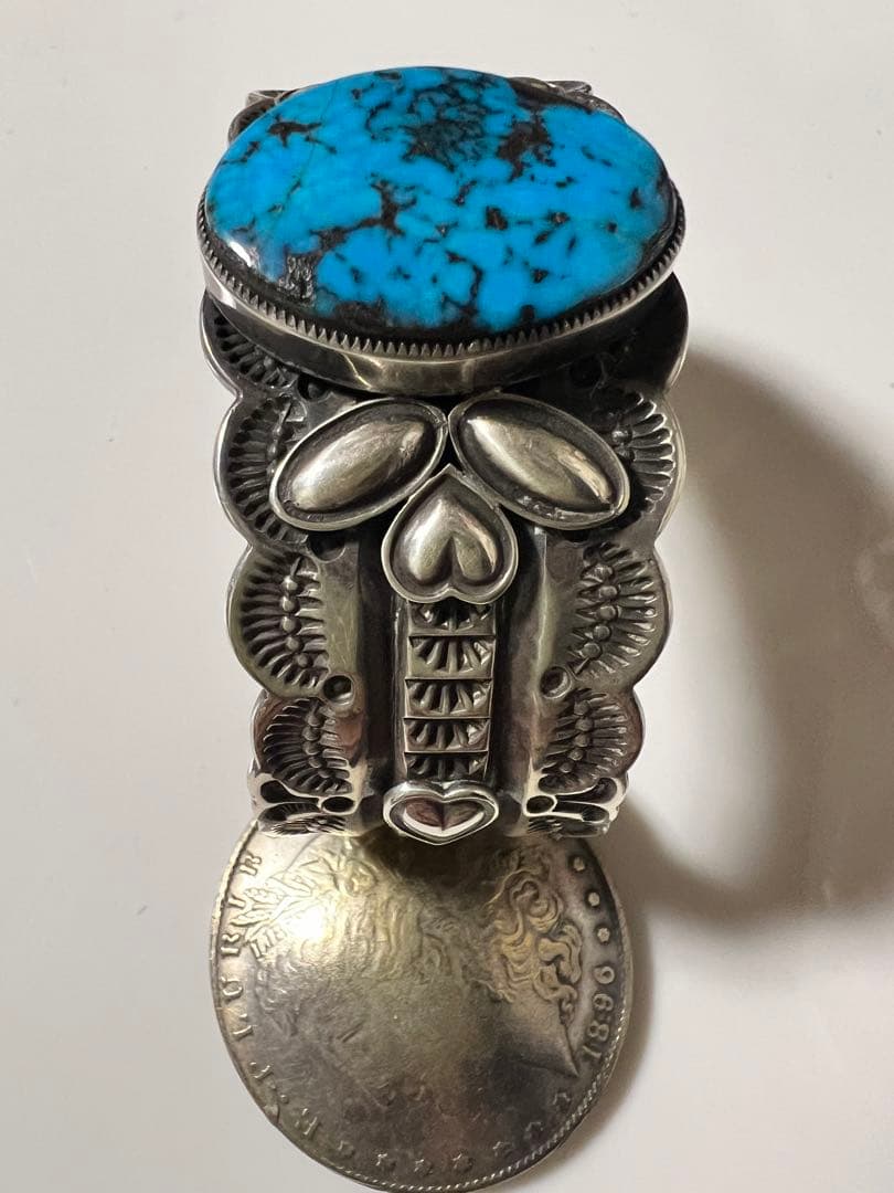 デルバートゴードン Delbert Gordonインディアンジュエリー ナバホ族