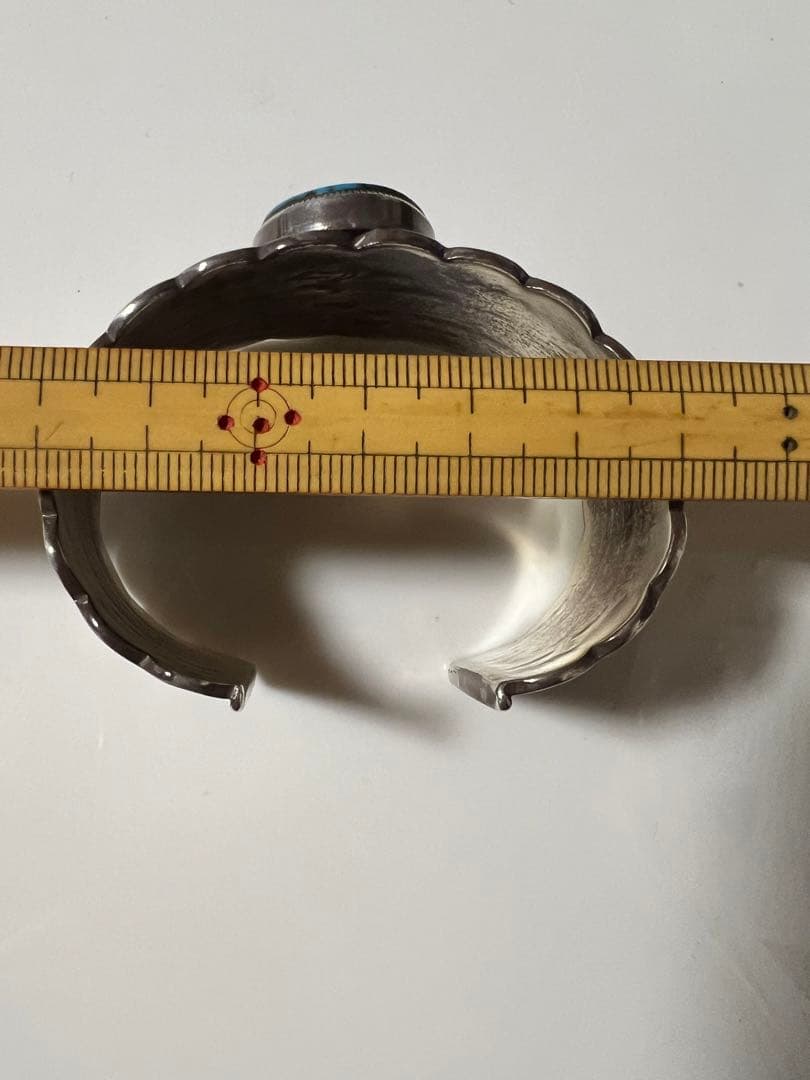 デルバートゴードン Delbert Gordonインディアンジュエリー ナバホ族