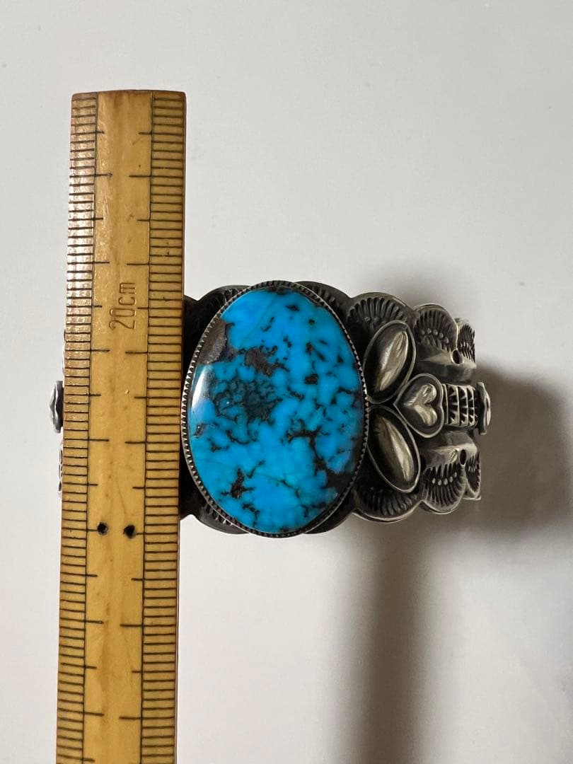 デルバートゴードン Delbert Gordonインディアンジュエリー ナバホ族