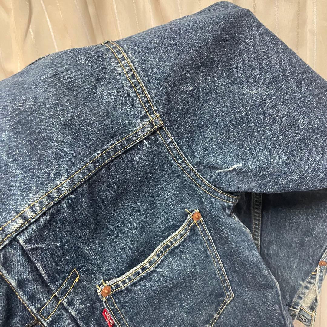 ひ*ー様 リーバイス　71506XX 日本製38 1stモデル　復刻　Gジャン