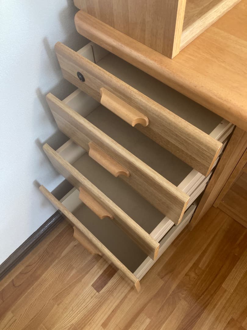 オカムラ　ジュニアデスク（ツイン学習机・事務用でも）