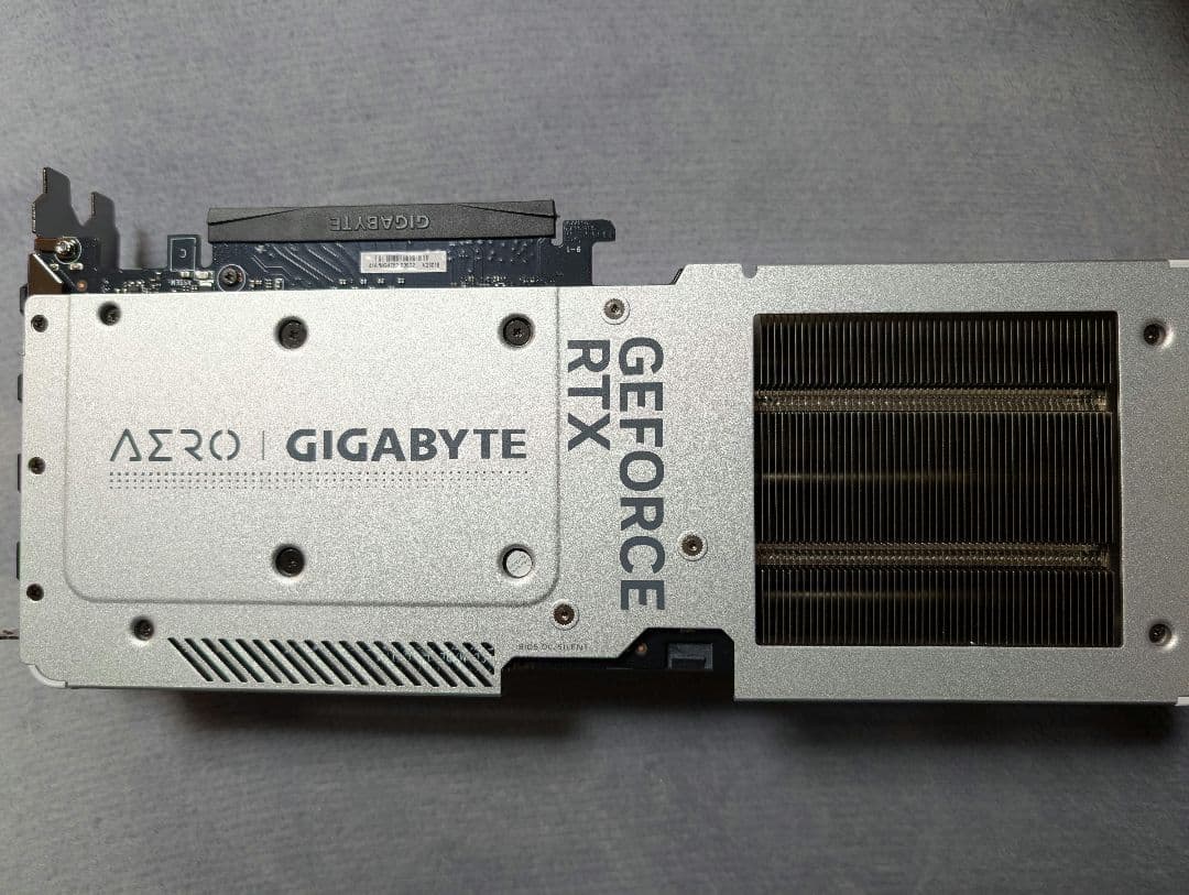 グラフィックボード・グラボ・ビデオカード GIGABYTE AERO OC 8G GEFORCE RTX 4060 Ti