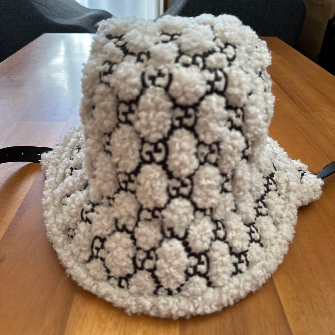 GUCCI 2020AWイヤーフラップファーハットベルト付　ホワイトL