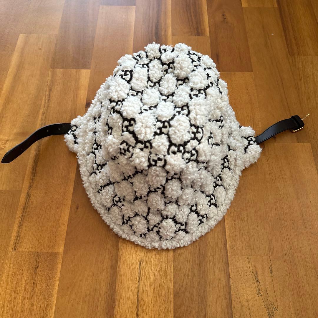 GUCCI 2020AWイヤーフラップファーハットベルト付　ホワイトL