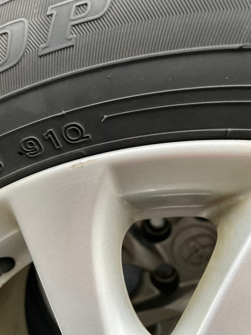 ③オーリスハイブリッド用純正16インチアルミホイールスタッドレスタイヤセット1本