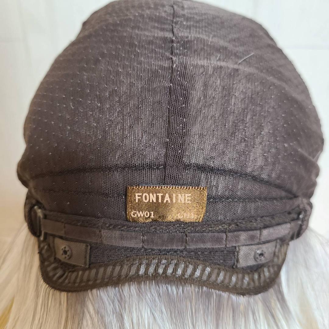 お盆セール♪新品・医療用ＯＫ・美容師カットフォンテーヌ 白髪 グレイ ウィッグ