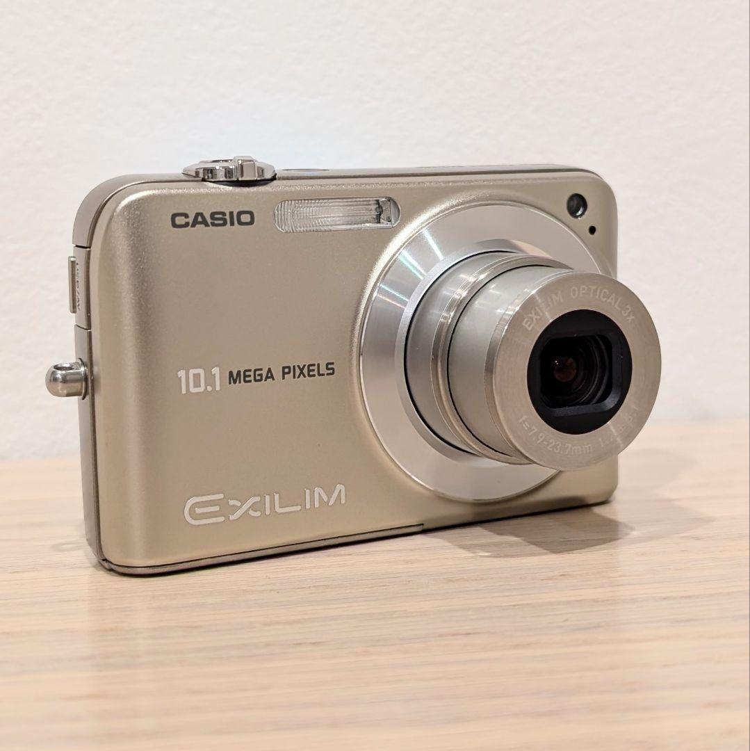 美品 動作確認済 CASIO EX-Z1050 デジカメ 付属品多数 ゴールド