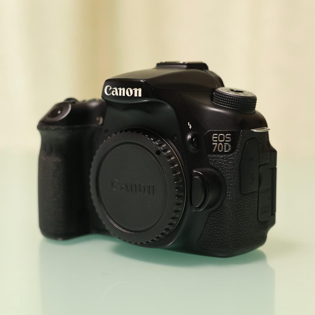 Canon EOS 70D ボディ
