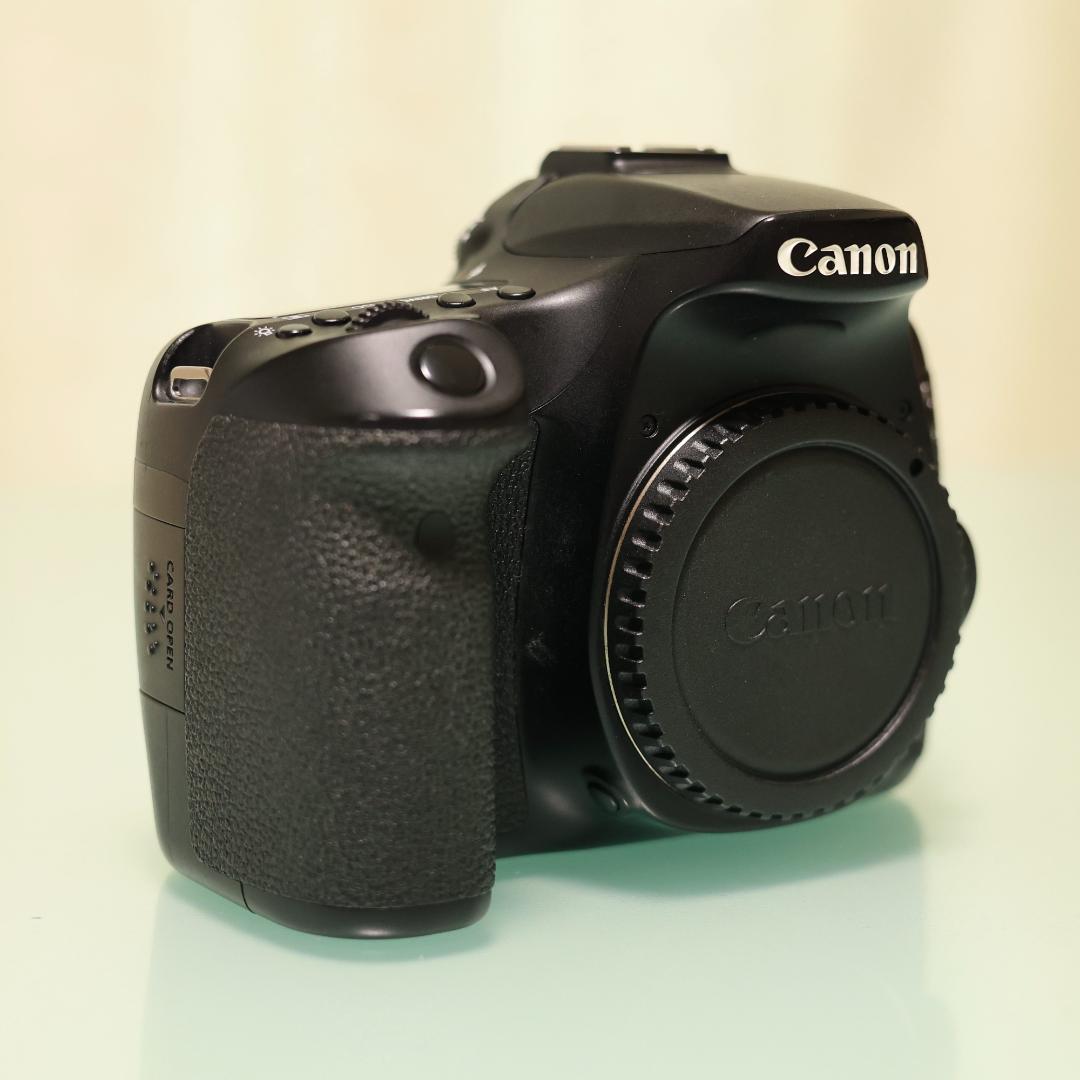 Canon EOS 70D ボディ