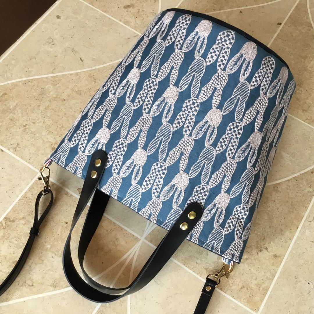 ミナペルホネンpomppiaブルー　丸底ショルダーバッグハンドメイド