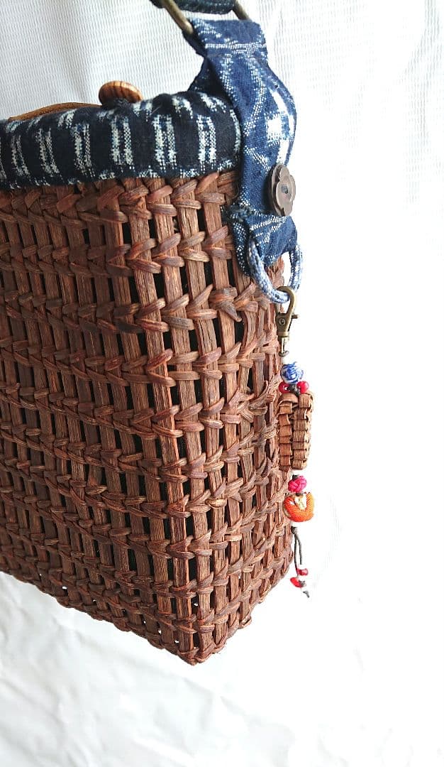 山葡萄蔓ショルダーバッグ・斜め掛けbag