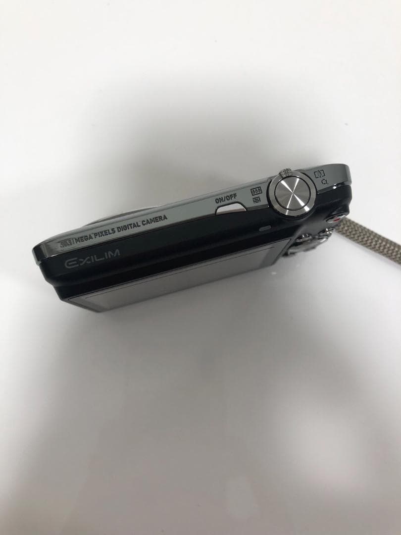 CASIO EXILIM EX-Z1 シルバー