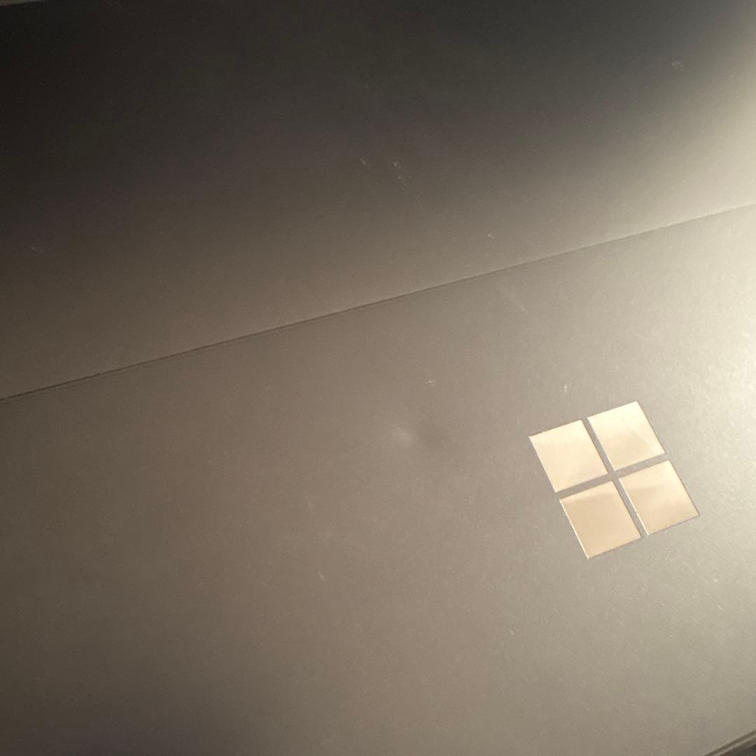 Surface pro8本体キーボードとペンセット箱付き