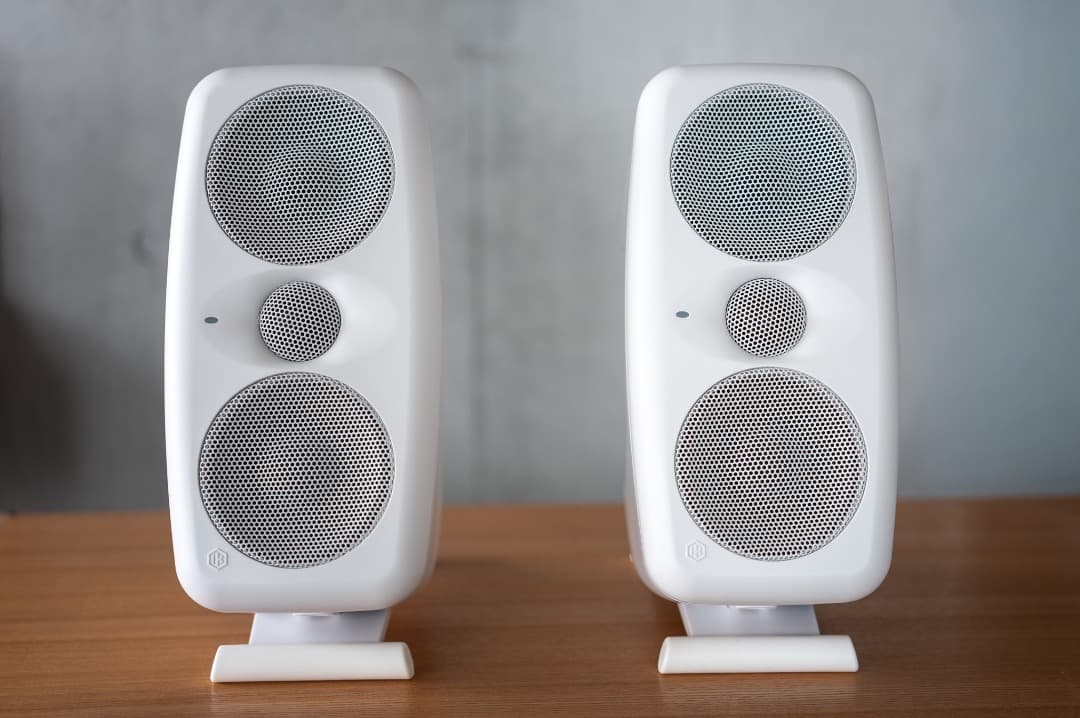 IK Multimedia iLoud MTM MKII ホワイト ペアセット