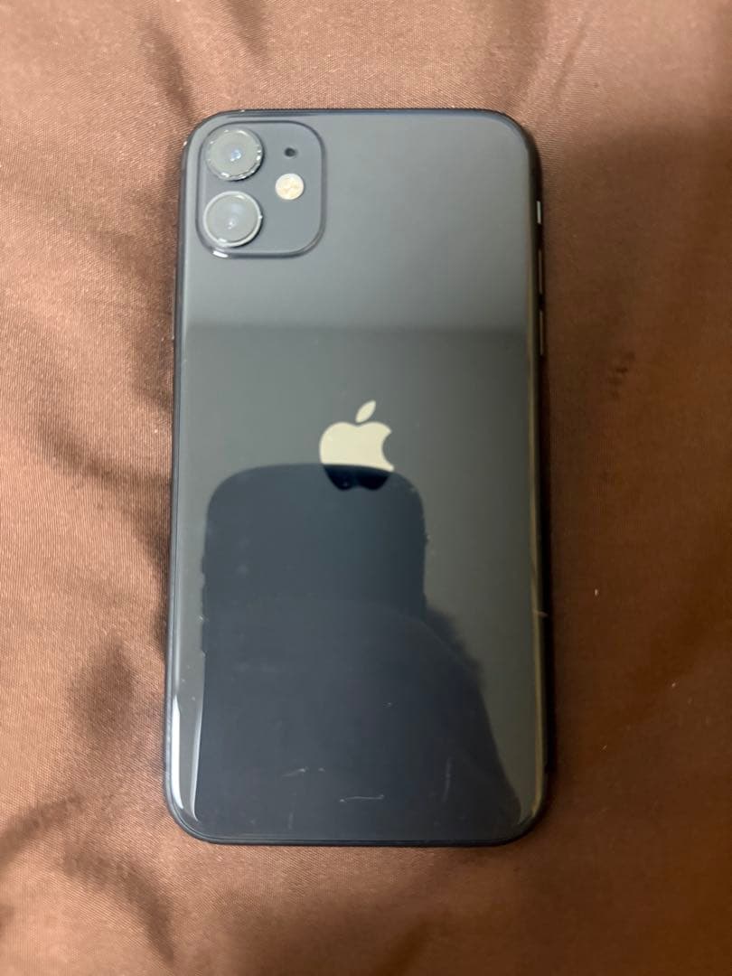 Apple iPhone 11 64gb 本体