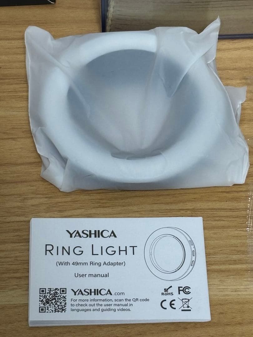 未使品/新品近YASHICA FX-D300 デジタルカメラ セット