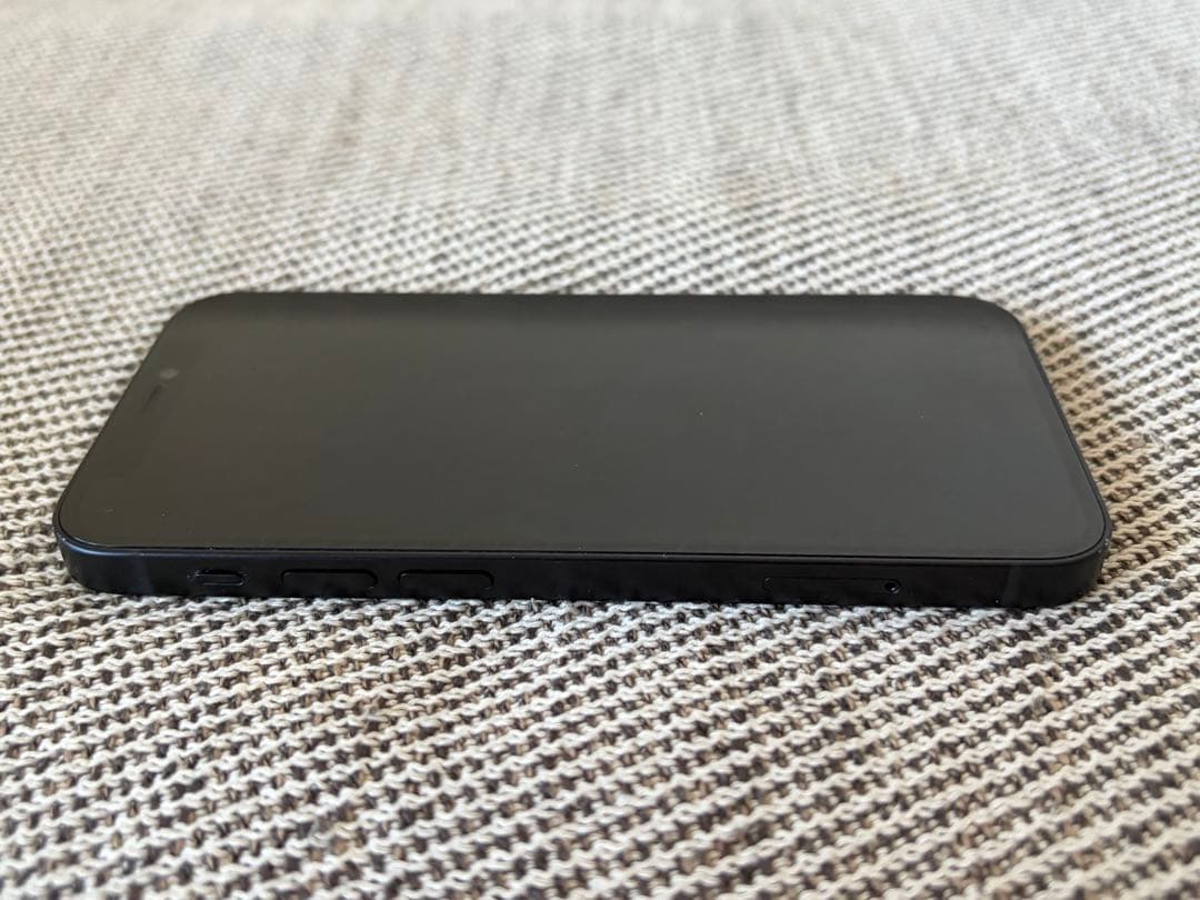 iPhone 12 mini 64GB SIMフリー【容量96% 機能不良】