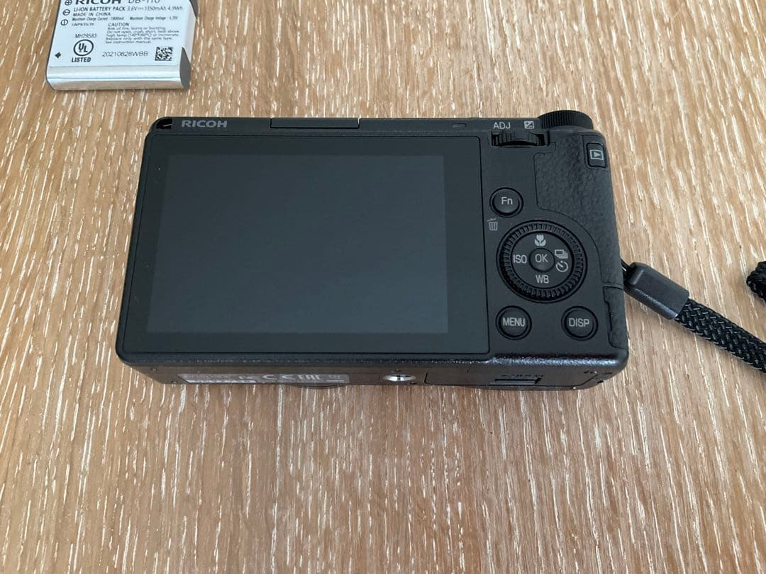 RICOH GR III／ショット数：3530回／20周年記念 特別終了画面