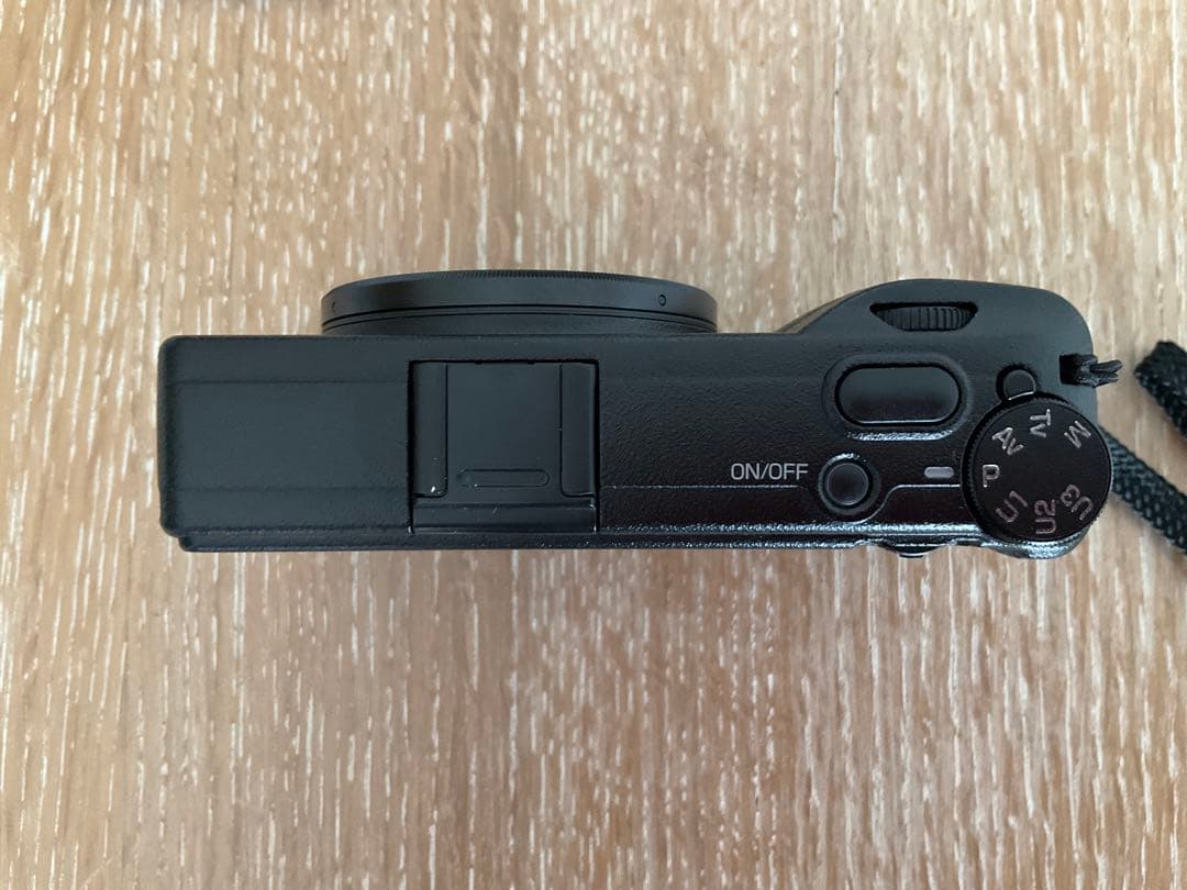 RICOH GR III／ショット数：3530回／20周年記念 特別終了画面