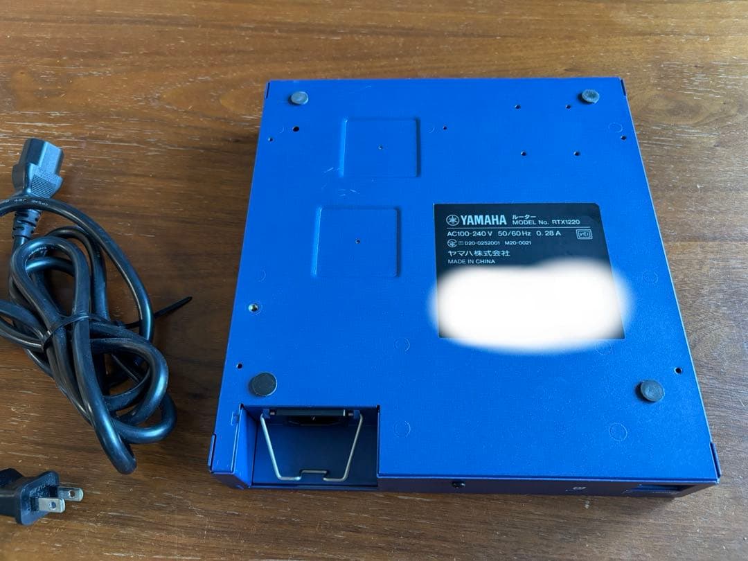 YAMAHA RTX1220（本体・電源ケーブル）