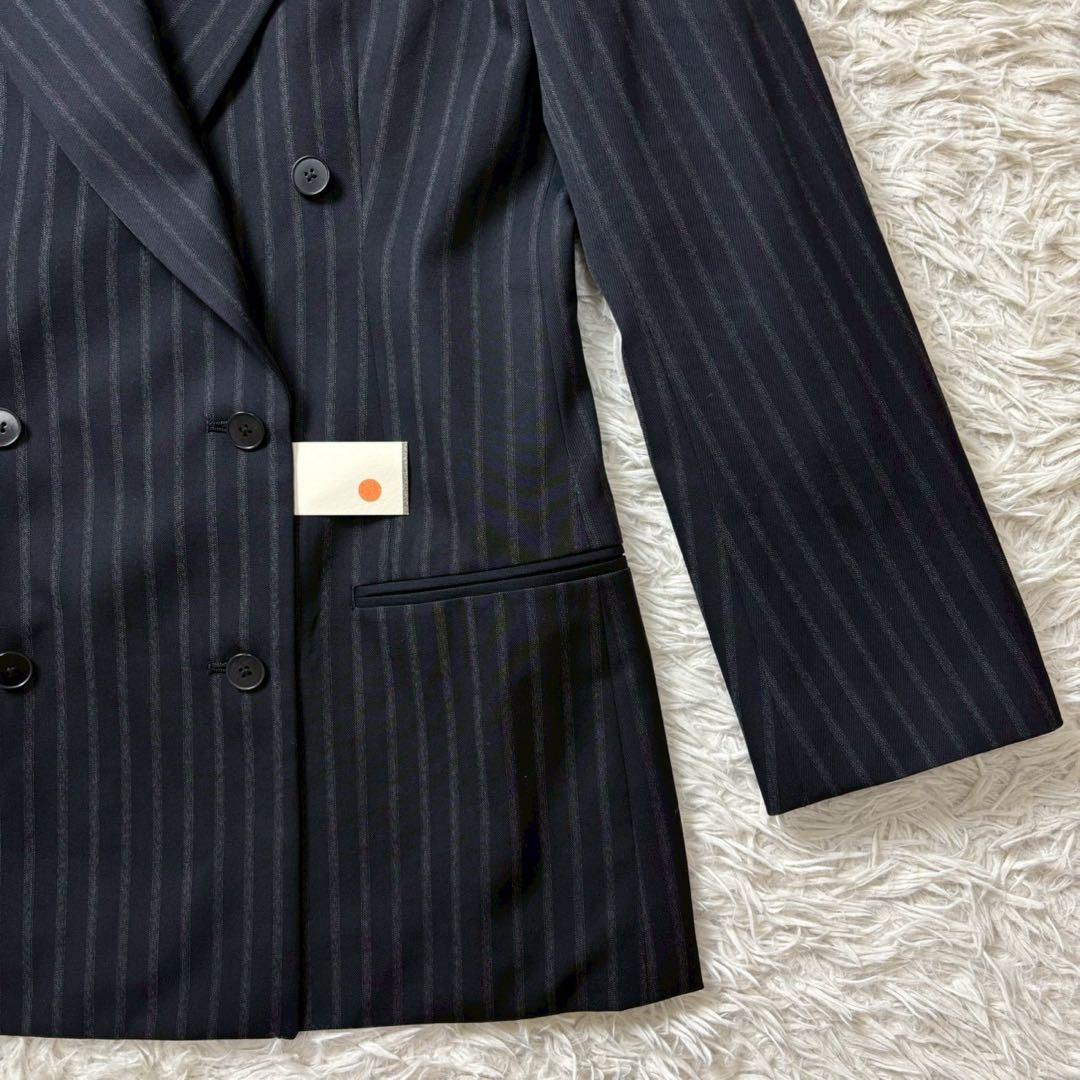 【新品タグ付き】BACCA ストライプギャバダブルテーラードジャケット　ネイビー
