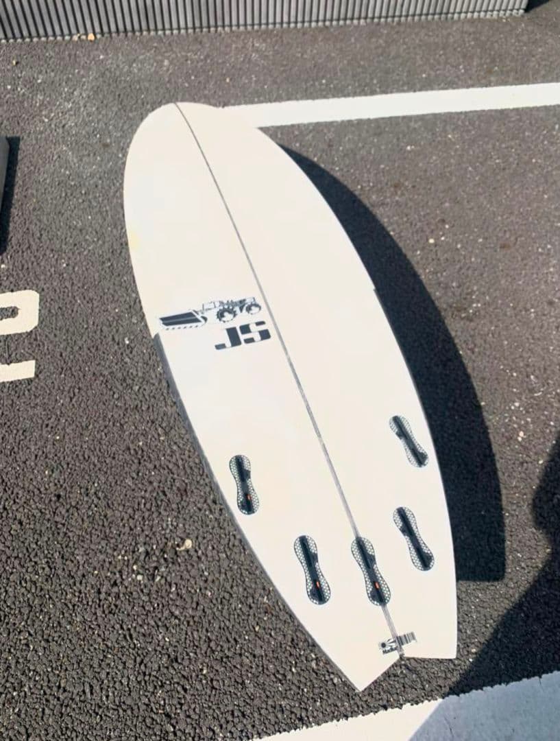 【引取限定】JS サーフボード　JS BlakBox3 ニットケース&フィン付