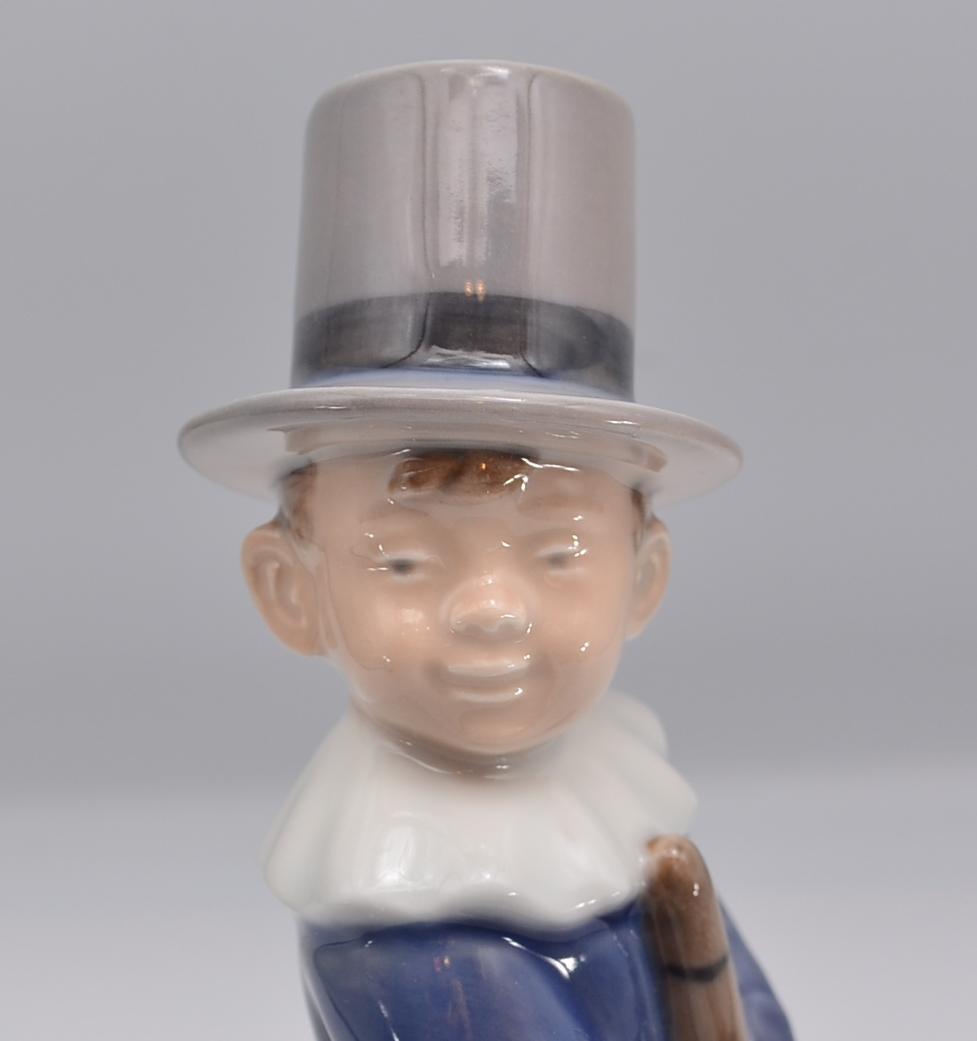 樽に座る少年　＃4524　★ロイヤルコペンハーゲン　デンマーク　ヴィンテージ