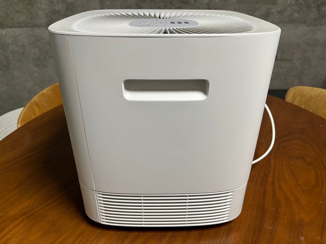 SHARP 除湿機　衣類乾燥除湿機　CV-P60 プラズマクラスター