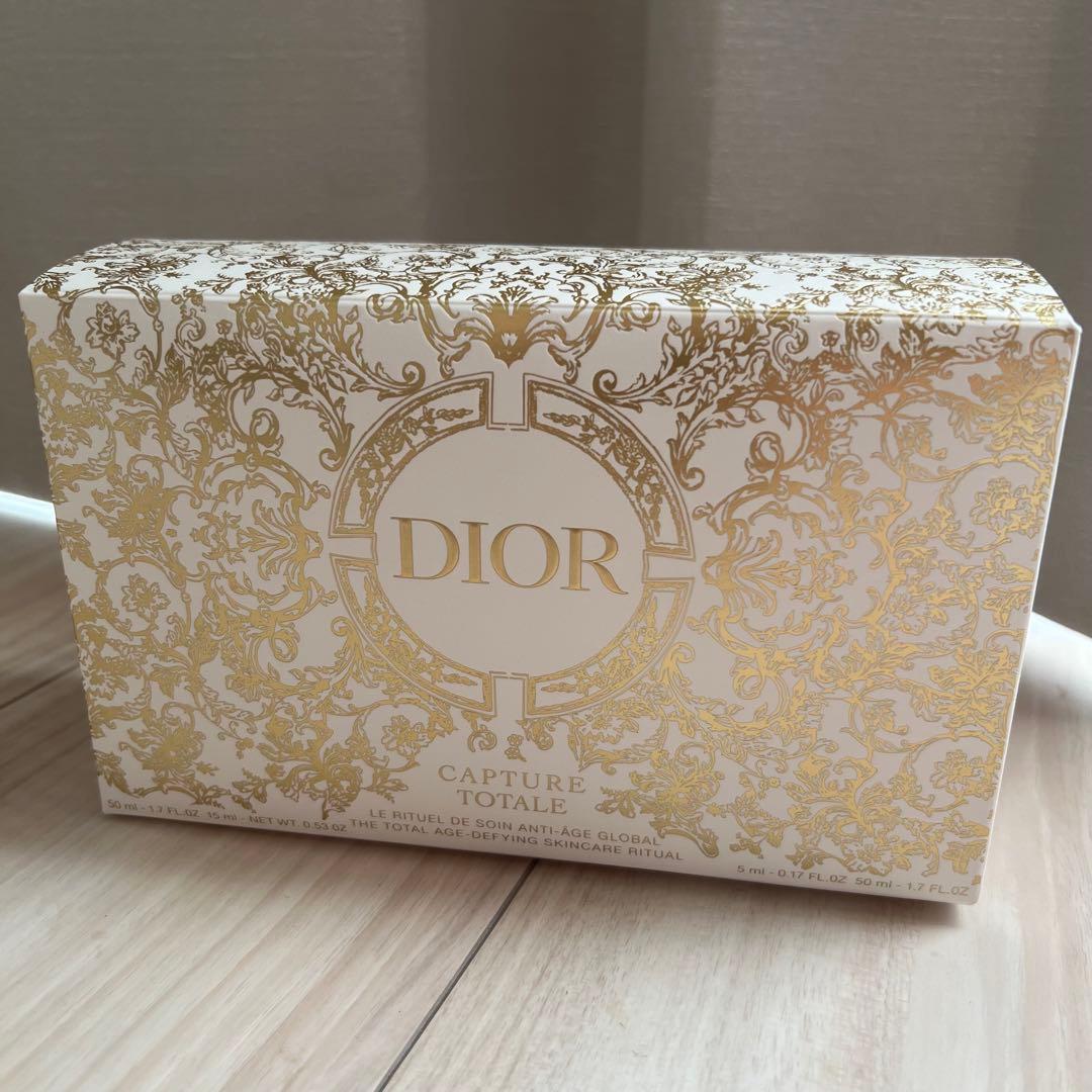 Dior＊カプチュールトータル ホリデーセット