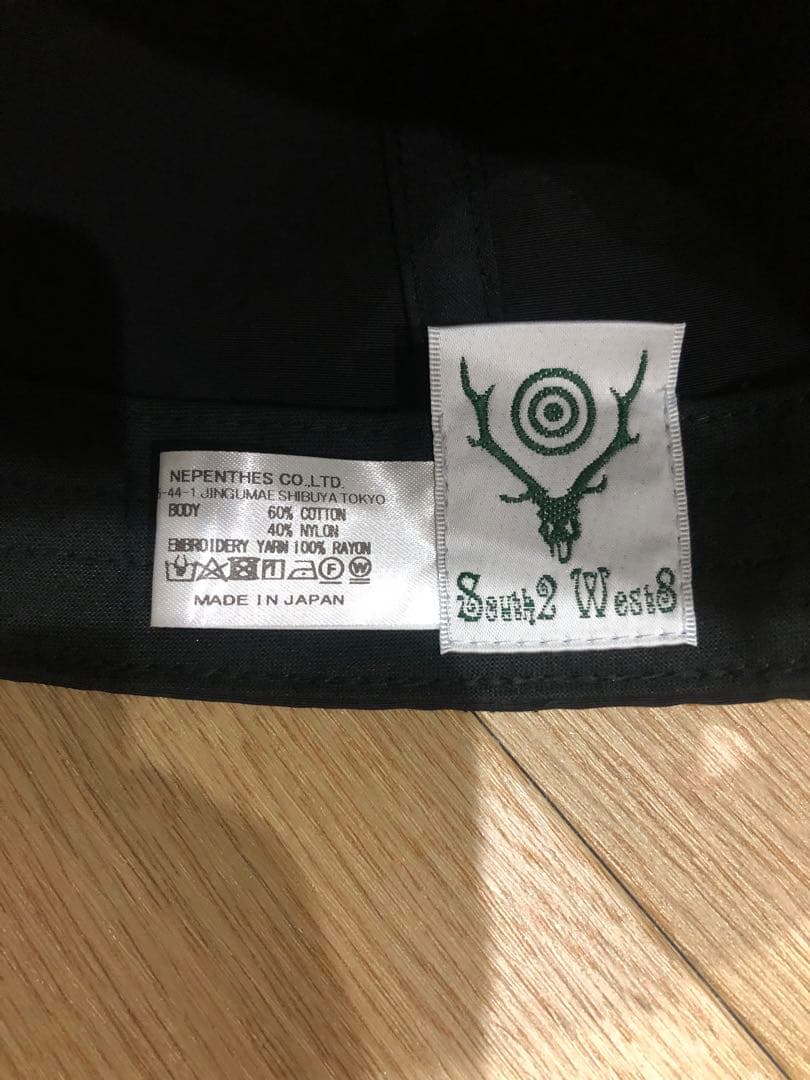 South2west8 トラッカーキャップ