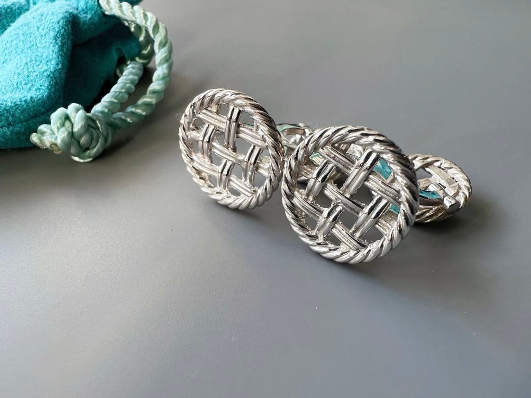 ティファニー　編み込み　サークル　カフス