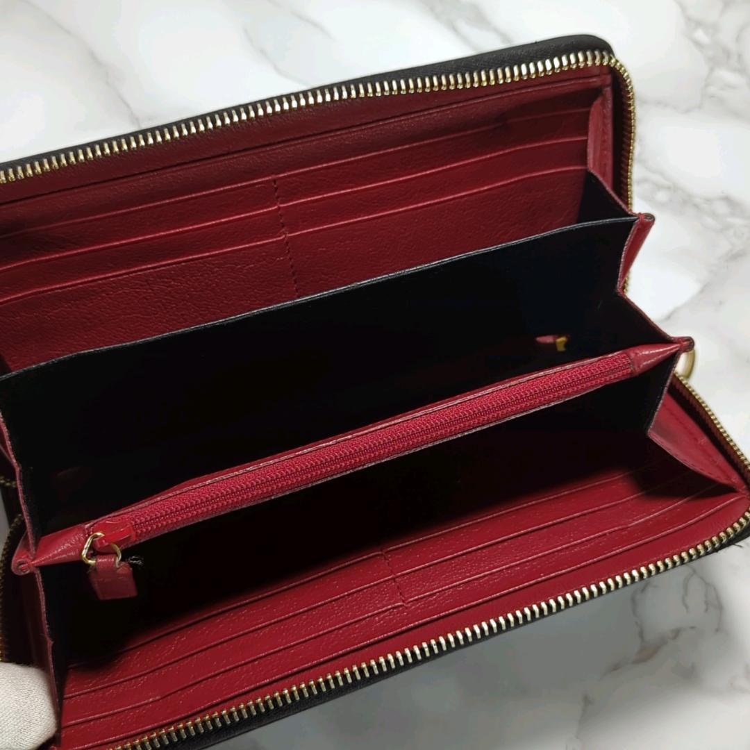 イブサンローラン　カサンドラ　刺繍長財布　ラウンドファスナー　ブラック