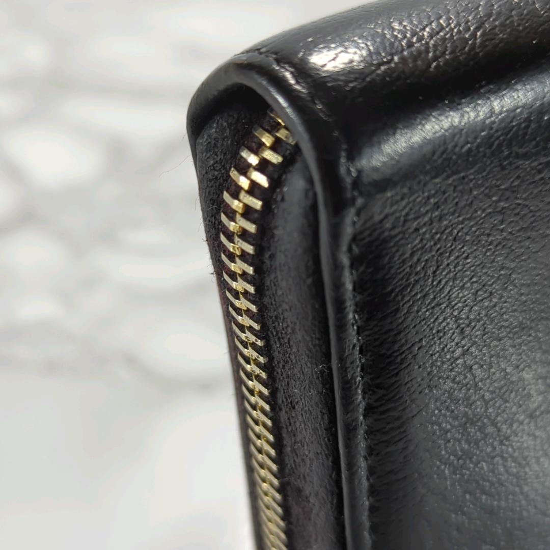 イブサンローラン　カサンドラ　刺繍長財布　ラウンドファスナー　ブラック