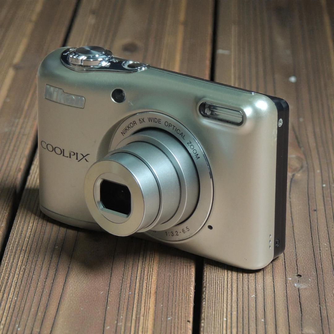 Nikon COOLPIX L32 コンデジ 単三電池 2048万画素