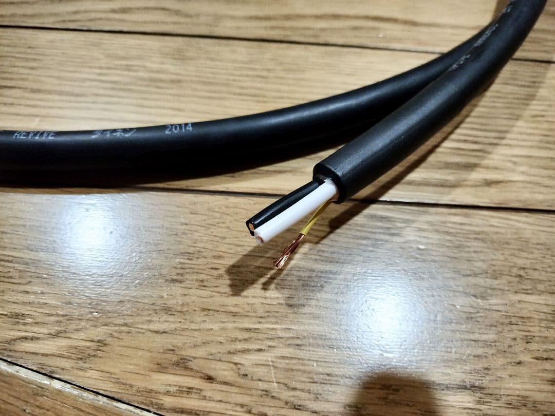 acoustic revive 自作電源ケーブル 2.0 m