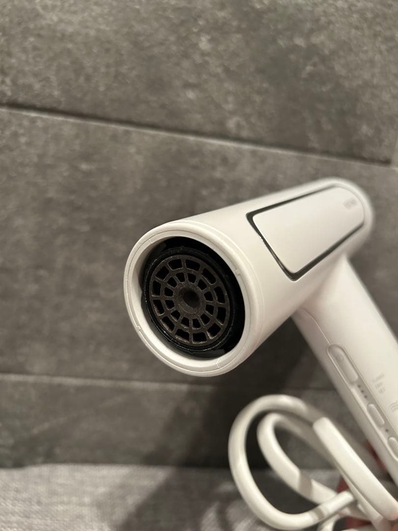 フェスティノ　ツヤモイストドライヤー　ホワイト