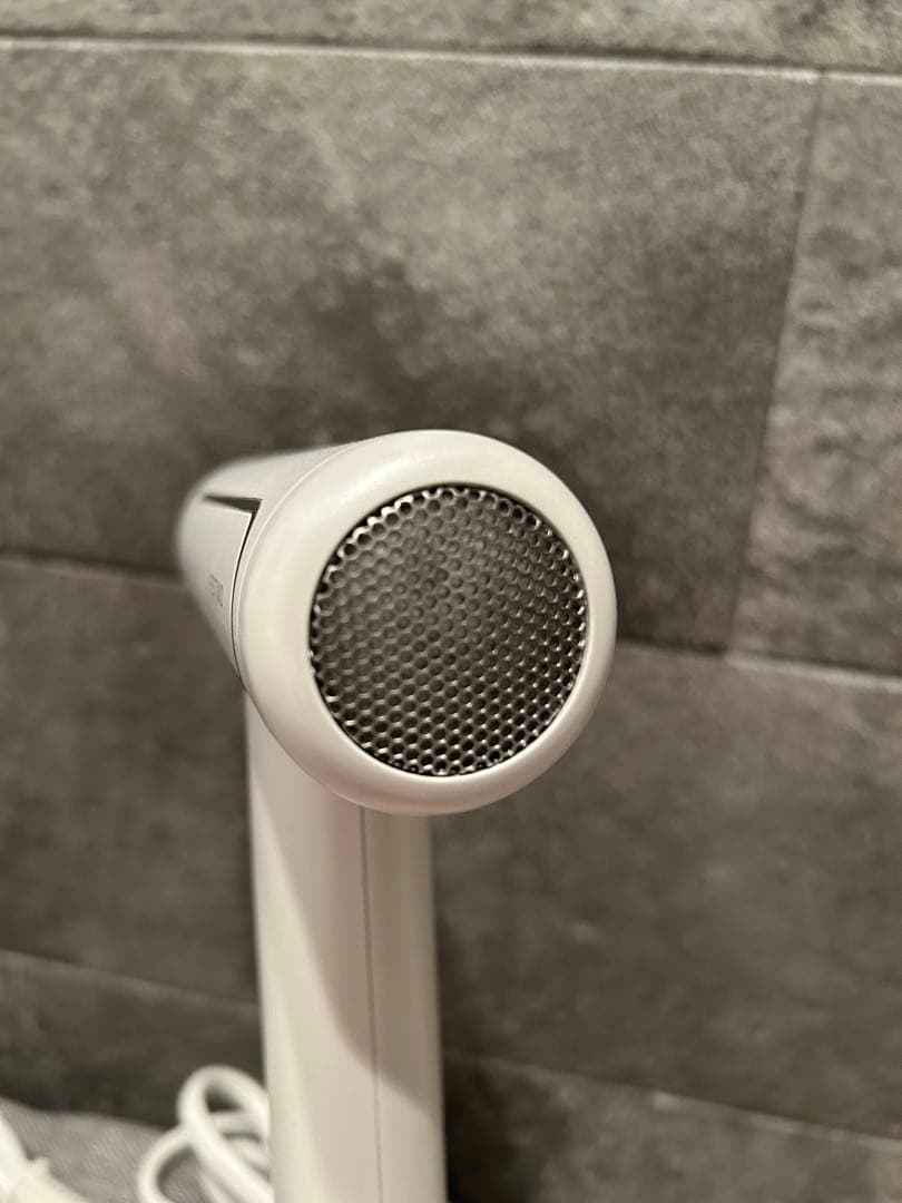 フェスティノ　ツヤモイストドライヤー　ホワイト