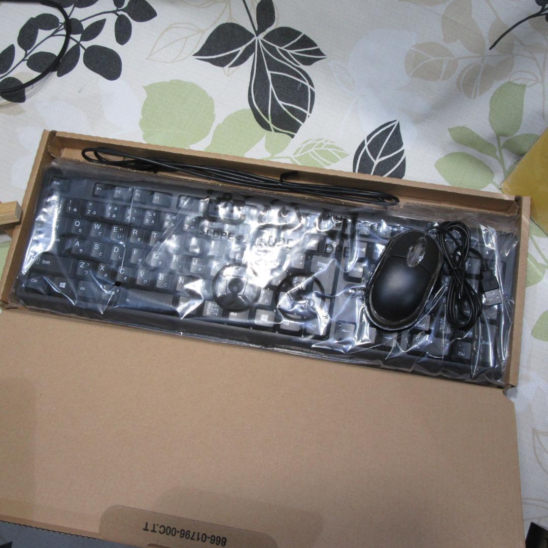 Win11公式対応Corei3/メ8G/SSD/カメラ/大画面フレームレス/無線