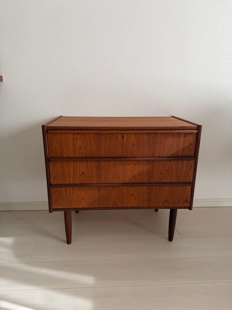 木製キャビネット 3引き出し Hanbjerg Møbelfabrik