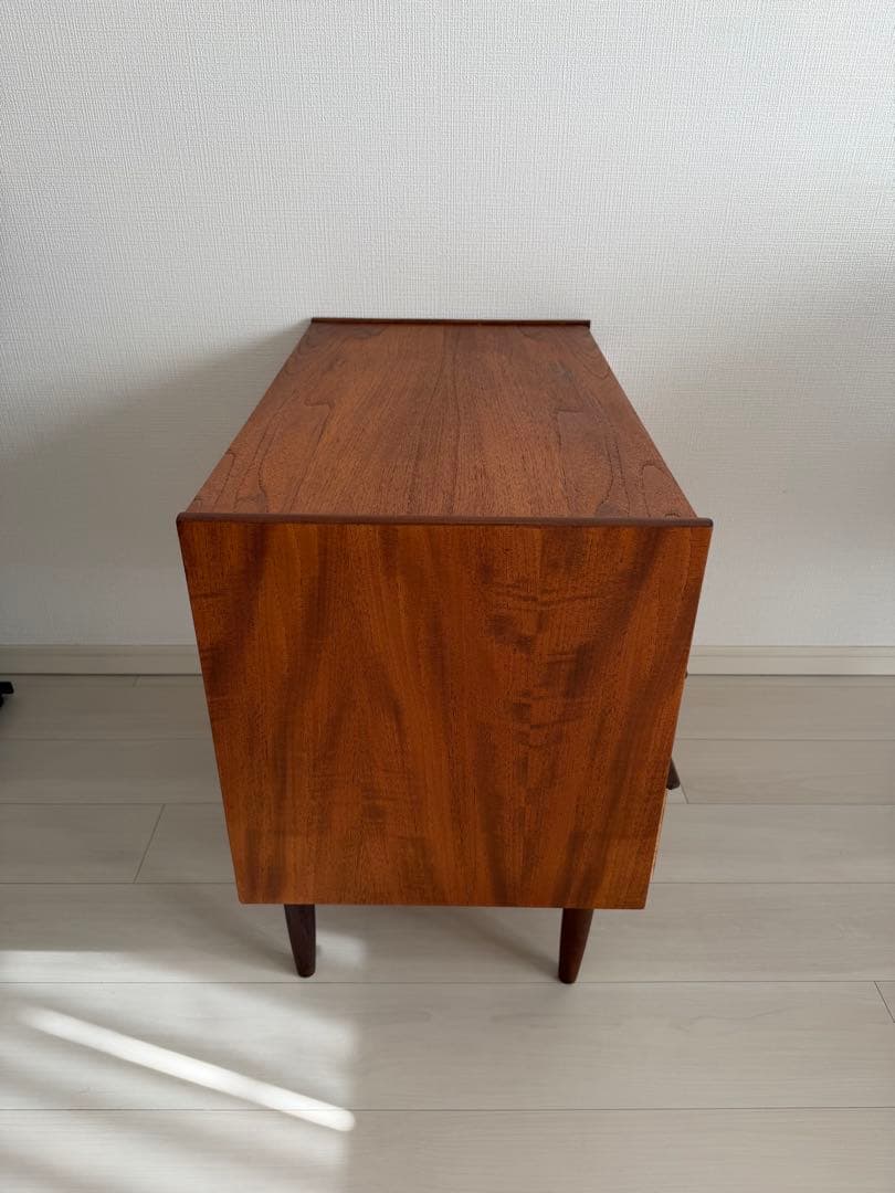 木製キャビネット 3引き出し Hanbjerg Møbelfabrik