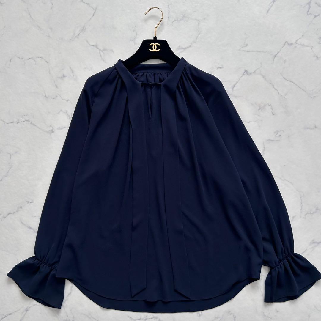 BEIGE, ベイジ 4 HERM ボウタイブラウス ネイビー