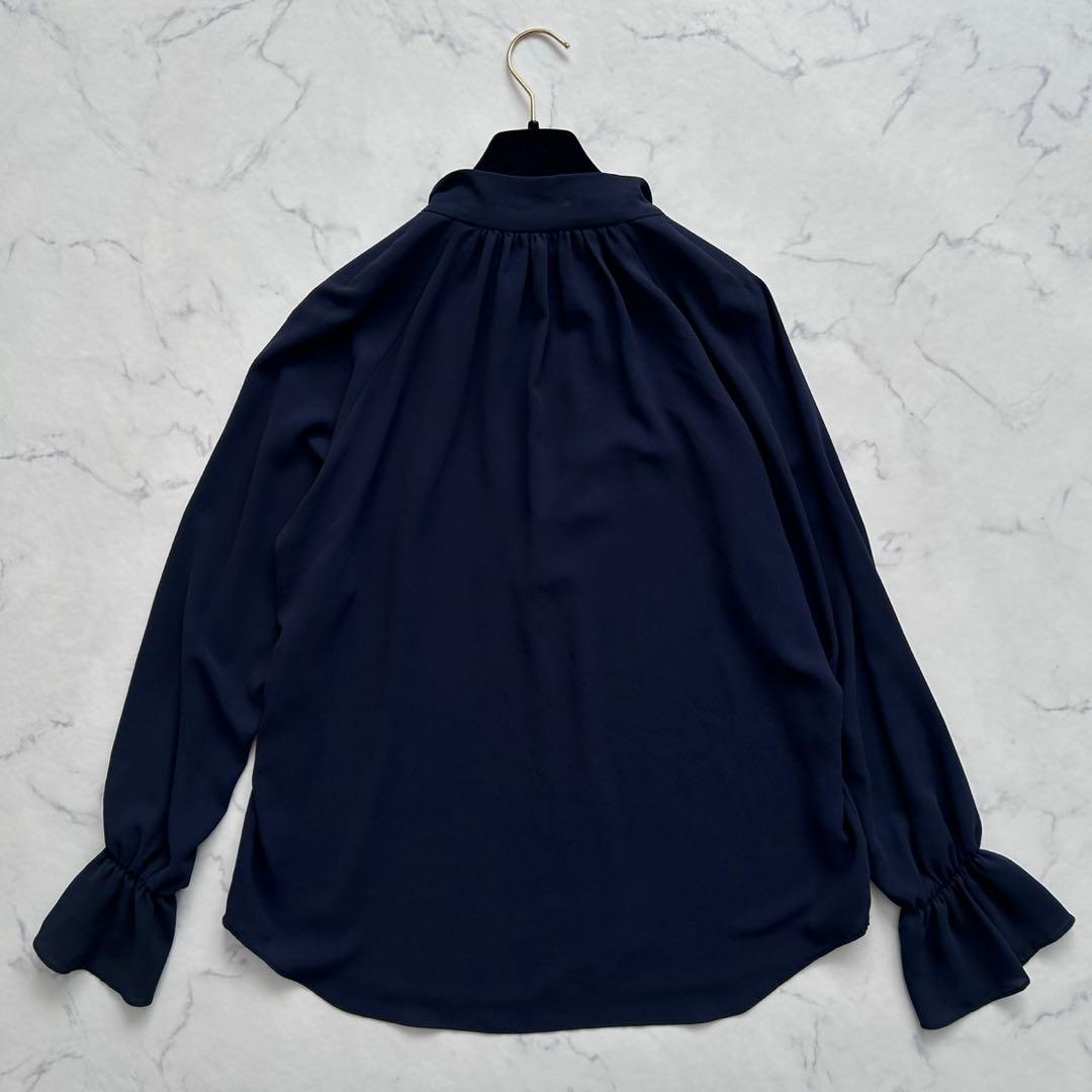 BEIGE, ベイジ 4 HERM ボウタイブラウス ネイビー