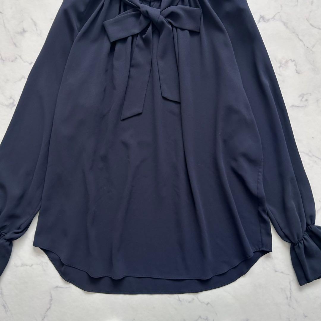 BEIGE, ベイジ 4 HERM ボウタイブラウス ネイビー
